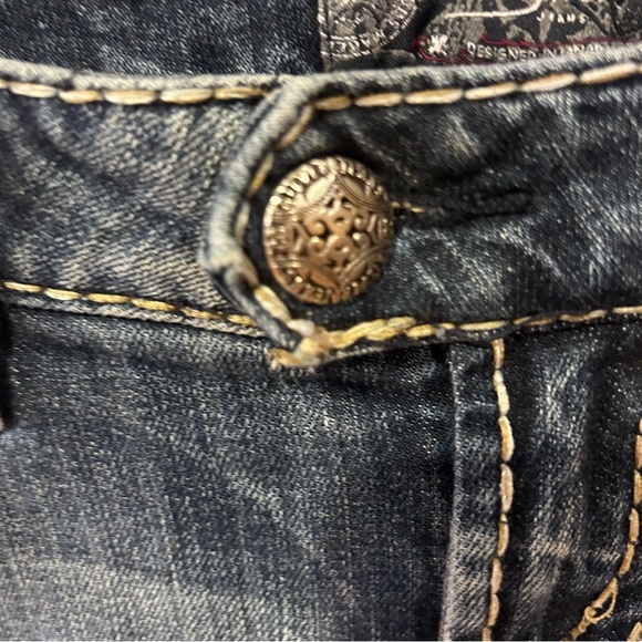 Silver Jeans Women's Tuesday women’s size 16.5 Straight Leg Blue Denim - Picture 2 of 8